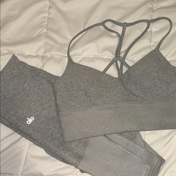 ALO Yoga Gray Sports Bra and Leggings Set